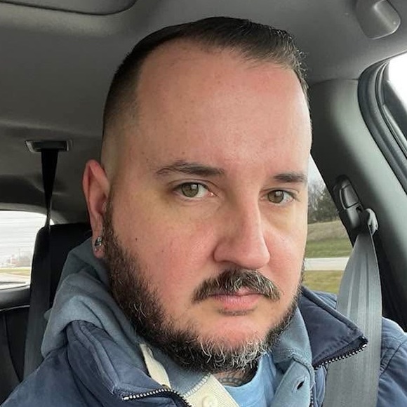 Meet your Posher, Adam - Picture 2 of 2